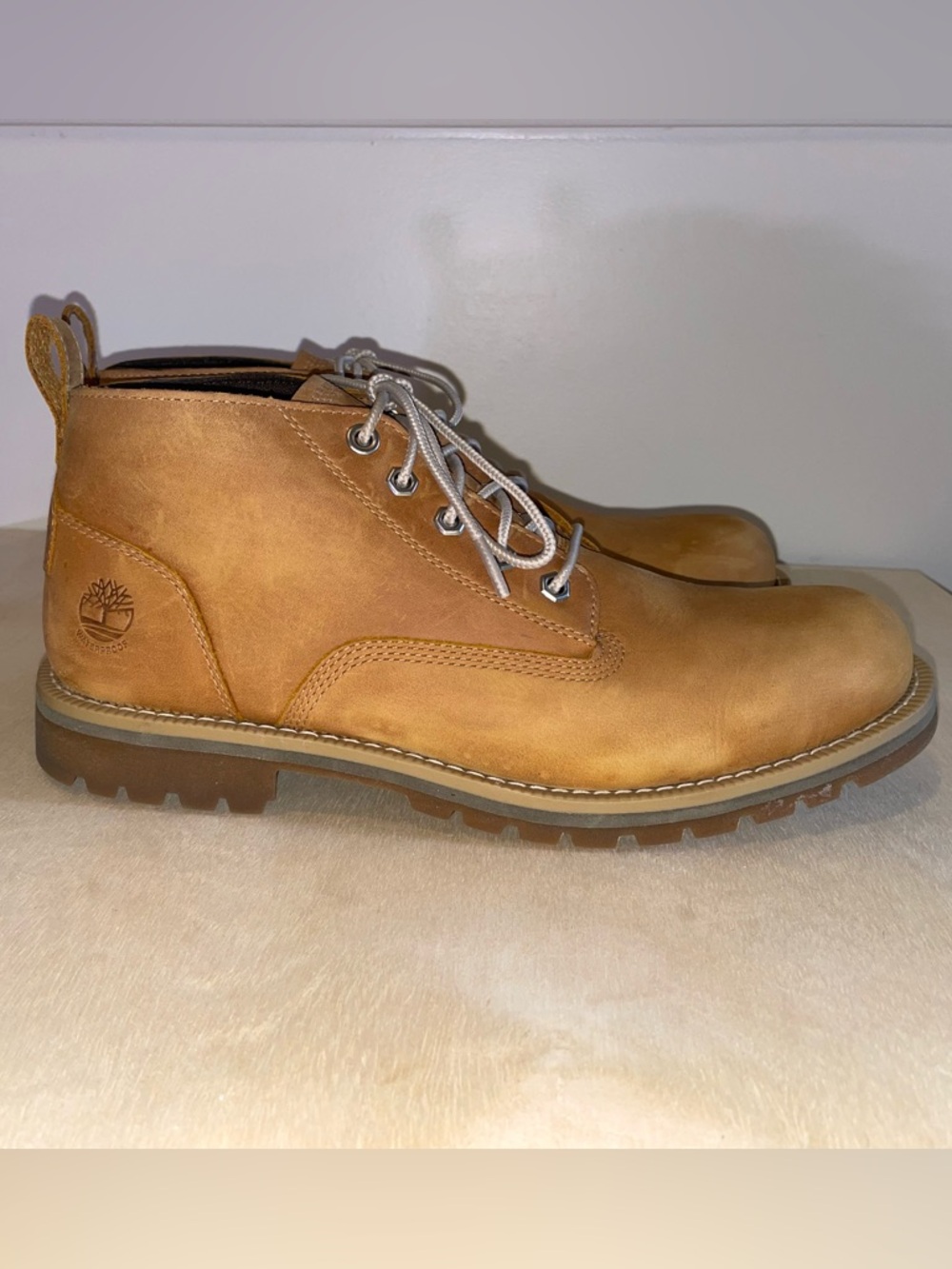 Timberland Men’s 10 Redwood Falls  Waterproof chukka boot  wheat A2AKT